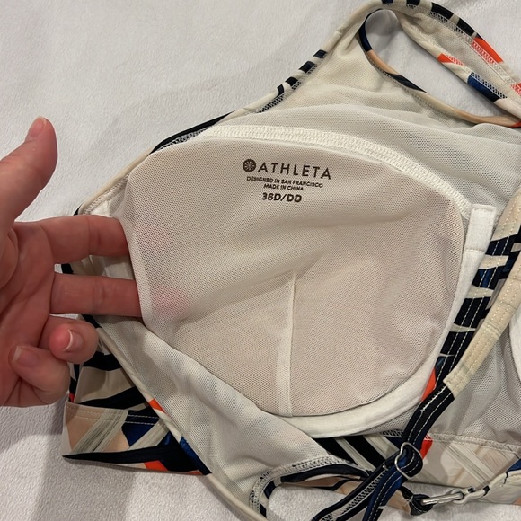 Athleta underwire halter bikini top size 36D/DD - Picture 4 of 7